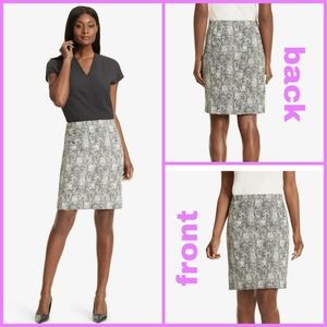 MM Lafleur Noho Skirt in Crackle  | Size 14